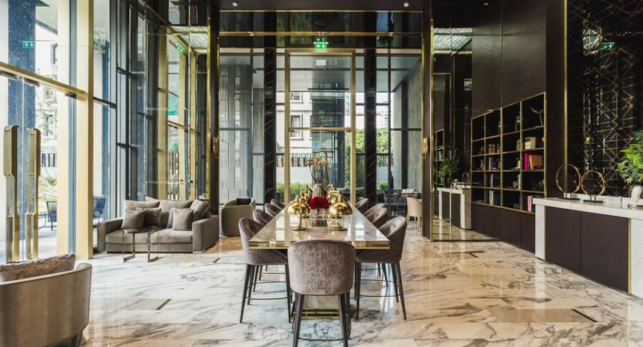 For rent and for sale 1 bed condo in Khlong Toei, Bangkok