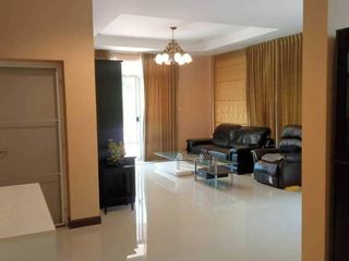 出租 和 出售 3 卧室 独立屋 在 Si Racha, Chon Buri