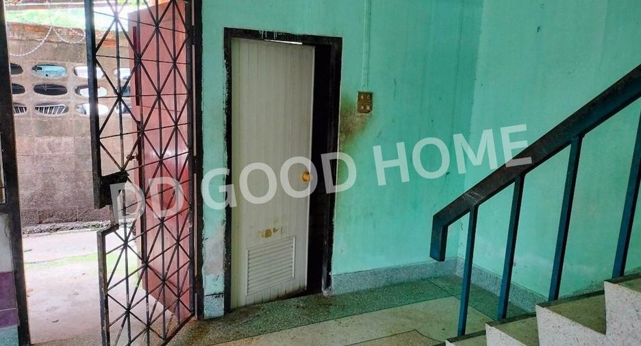 For sale 3 bedrooms retail Space in Mueang Pattani, Pattani