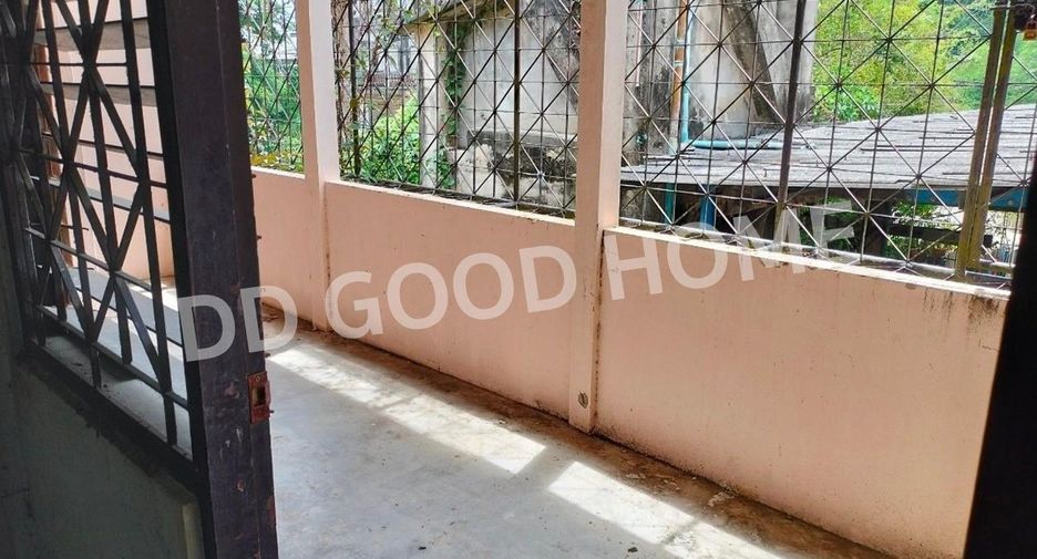 For sale 3 bedrooms retail Space in Mueang Pattani, Pattani