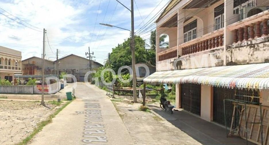 For sale 3 bedrooms retail Space in Mueang Pattani, Pattani