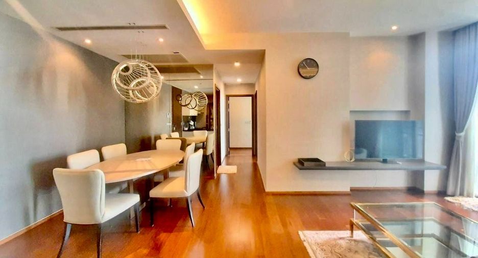 For rent 3 bedrooms condo in Watthana, Bangkok