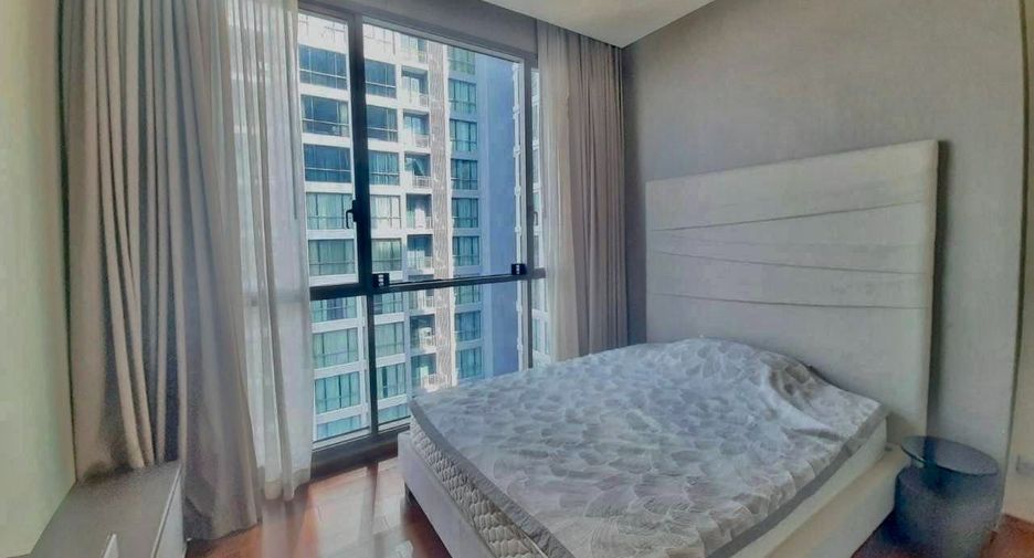 For rent 3 bedrooms condo in Watthana, Bangkok