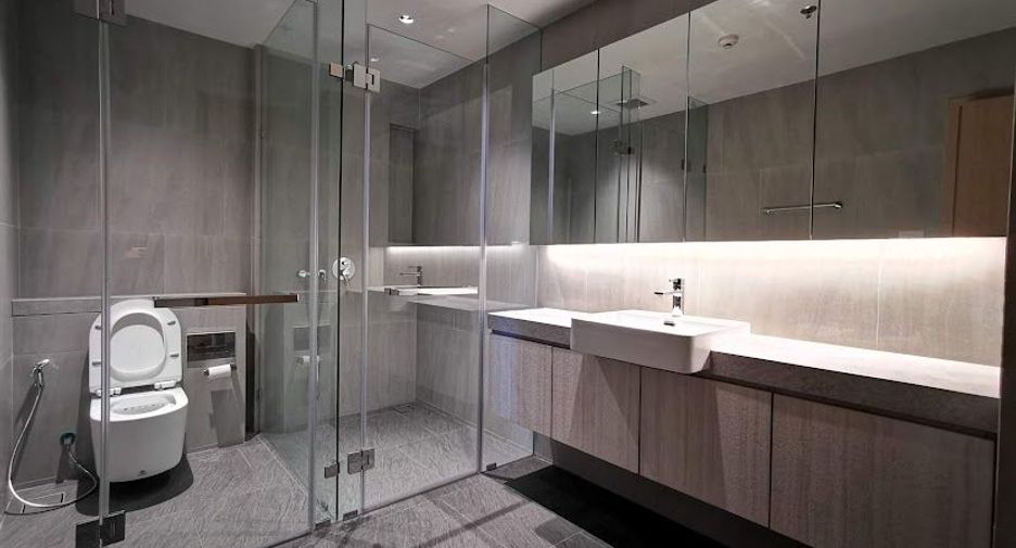For rent 2 bedrooms condo in Sathon, Bangkok