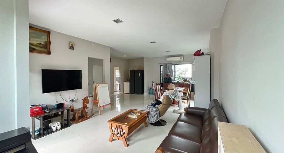 For rent 4 bedrooms house in Bang Phli, Samut Prakan