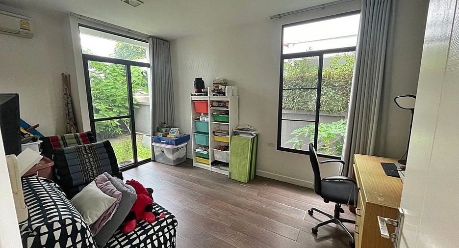 For rent 4 bedrooms house in Bang Phli, Samut Prakan