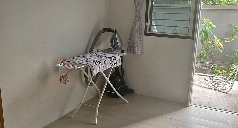 For rent 4 bedrooms house in Bang Phli, Samut Prakan