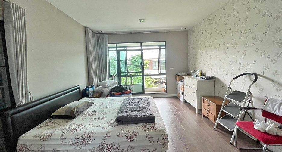 For rent 4 bedrooms house in Bang Phli, Samut Prakan