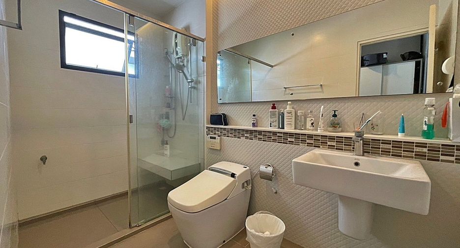 For rent 4 bedrooms house in Bang Phli, Samut Prakan