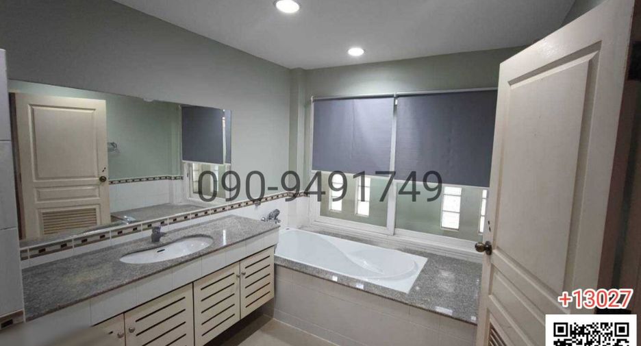 ให้เช่า 4 ห้องนอน บ้านเดี่ยว ใน ปากเกร็ด, นนทบุรี