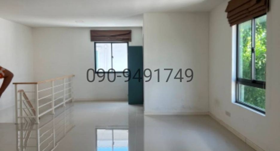 For rent 3 bed retail Space in Bang Sao Thong, Samut Prakan
