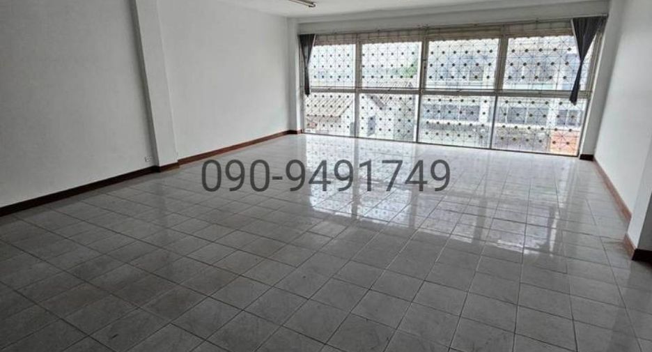 Büro zur Miete in Bang Khen, Bangkok