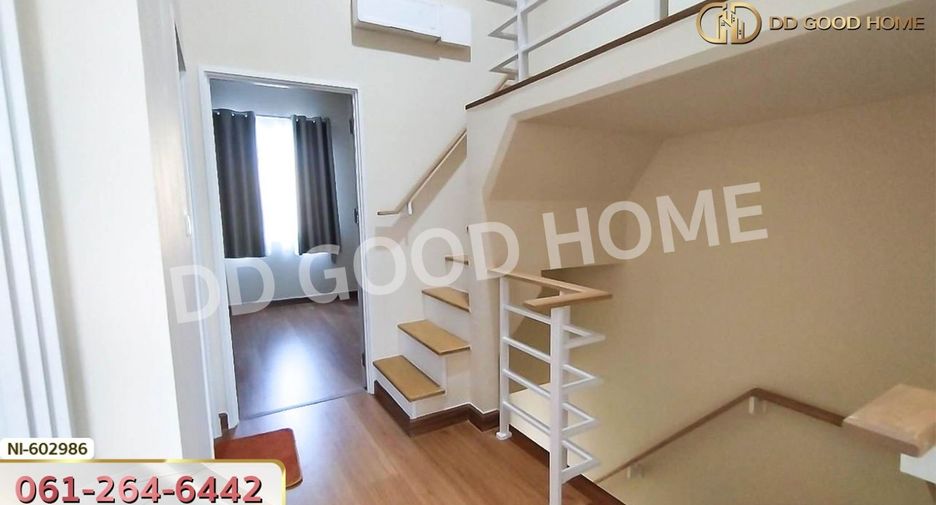 For sale 4 bedrooms townhouse in Mueang Pathum Thani, Pathum Thani