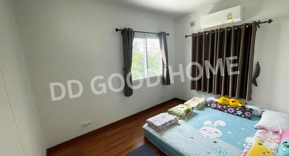 For sale 3 bedrooms house in Bang Bo, Samut Prakan
