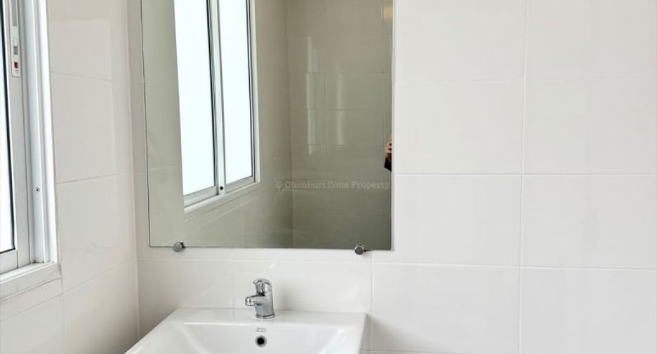 For rent 3 bedrooms house in Si Racha, Chonburi