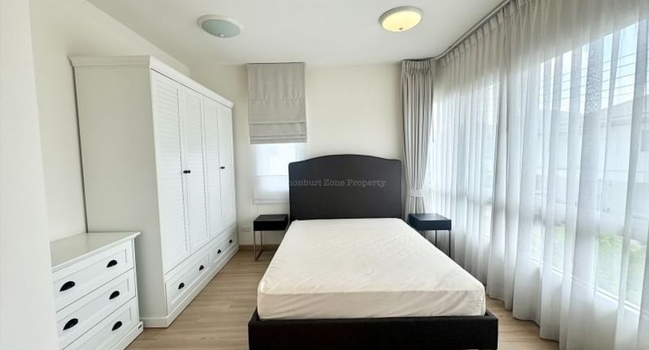 For rent 3 bedrooms house in Si Racha, Chonburi