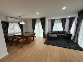 À louer et à vendre 5 chambres maison à Saraphi, Chiang Mai