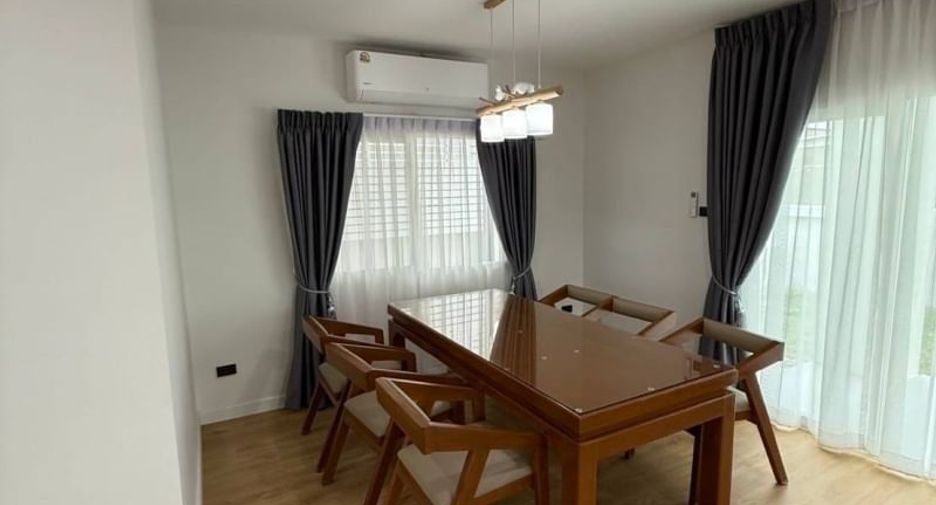 For rent and for sale 5 bedrooms house in Saraphi, Chiang Mai