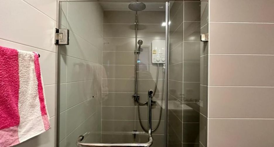 For rent 1 bed condo in Mueang Chon Buri, Chonburi