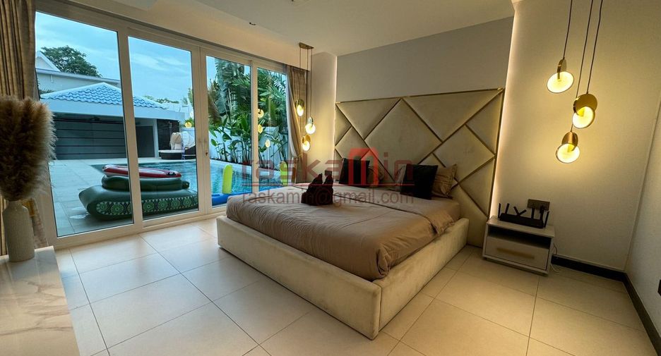 For sale 5 ベッドルーム villa in Bang Lamung, Chonburi