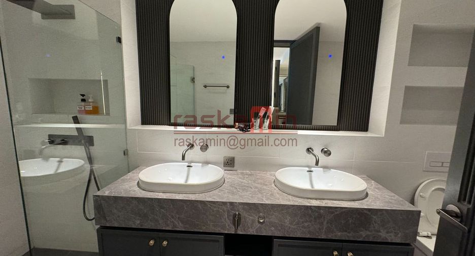 For sale 5 ベッドルーム villa in Bang Lamung, Chonburi