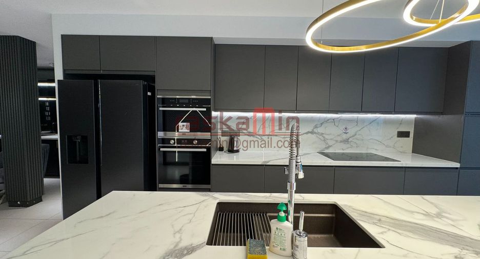 For sale 5 ベッドルーム villa in Bang Lamung, Chonburi