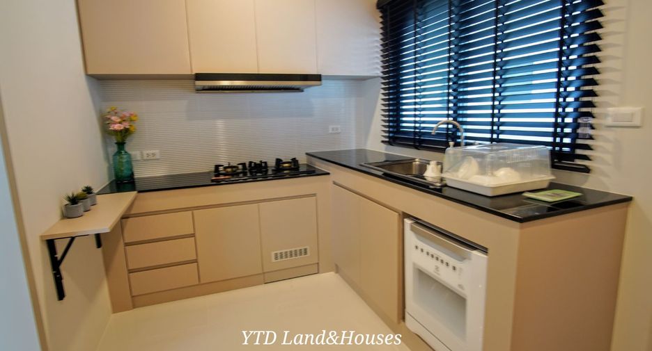 For rent 4 bedrooms house in Bang Phli, Samut Prakan
