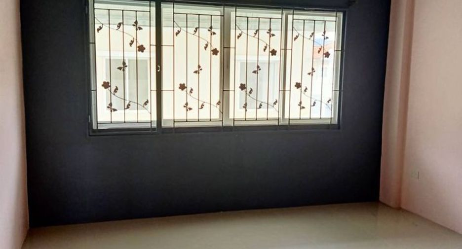 For sale 3 bedrooms retail Space in Mueang Phuket, Phuket