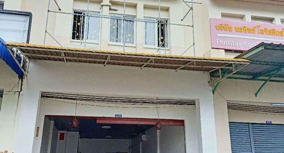 For sale 3 bedrooms retail Space in Mueang Phuket, Phuket