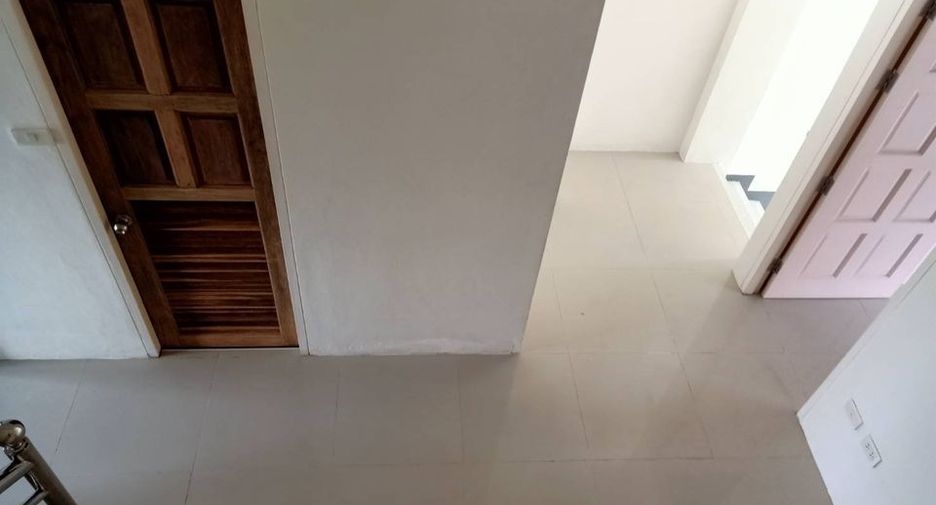 For sale 3 bedrooms retail Space in Mueang Phuket, Phuket