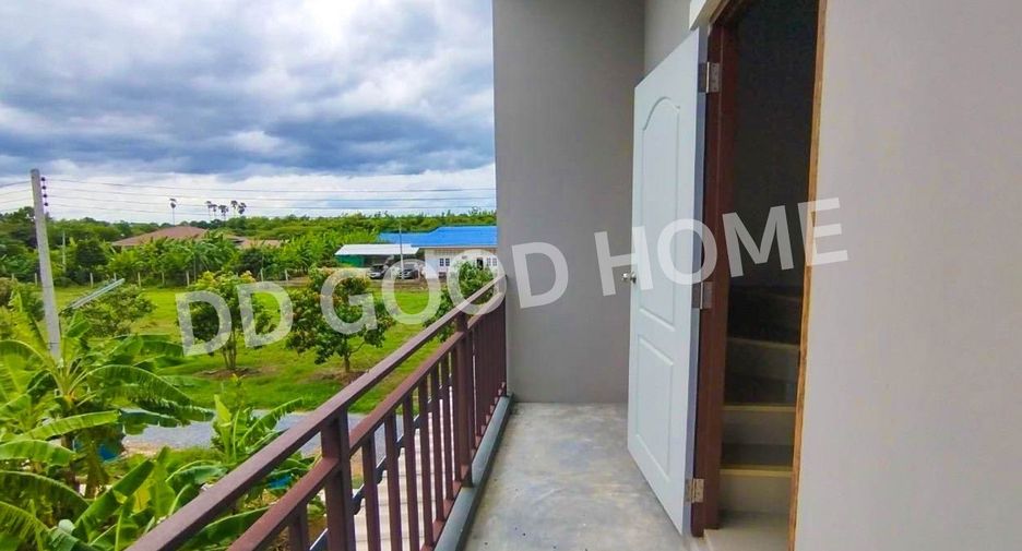 À vendre 3 chambres local commercial à Mueang Nakhon Pathom, Nakhon Pathom