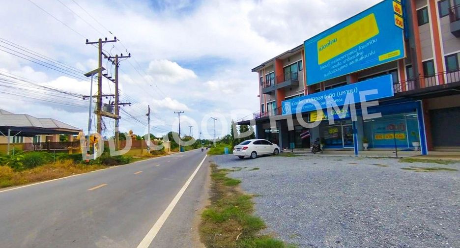 À vendre 3 chambres local commercial à Mueang Nakhon Pathom, Nakhon Pathom