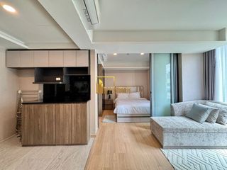 À louer 2 chambres condo à Huai Khwang, Bangkok
