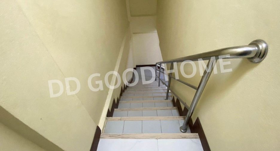 Local comercial en venta de 4 habitaciones en Krathum Baen, Samut Sakhon