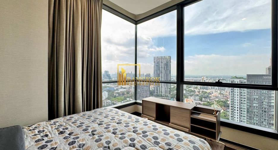 For rent 2 bedrooms condo in Khlong Toei, Bangkok