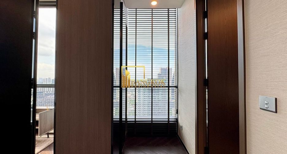 For rent 2 bedrooms condo in Khlong Toei, Bangkok