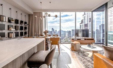 Condo en alquiler de 3 habitaciones en Khlong Toei, Bangkok