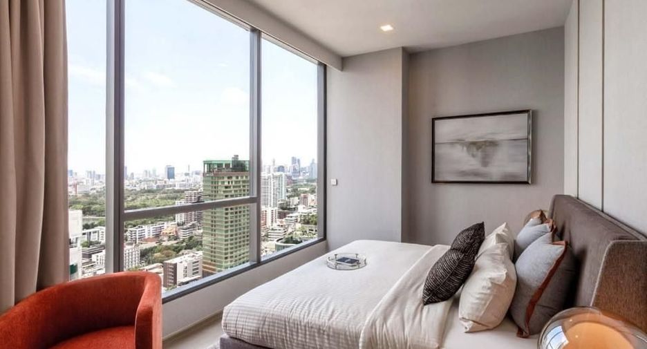 Condo en alquiler de 3 habitaciones en Khlong Toei, Bangkok