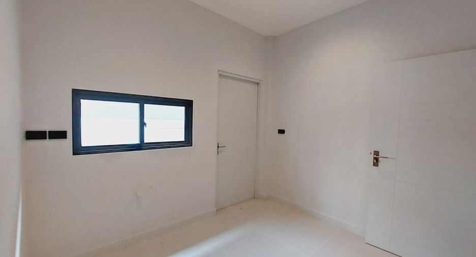 Продажа 4 спальни дом в Bang Kruai, Нонтабури