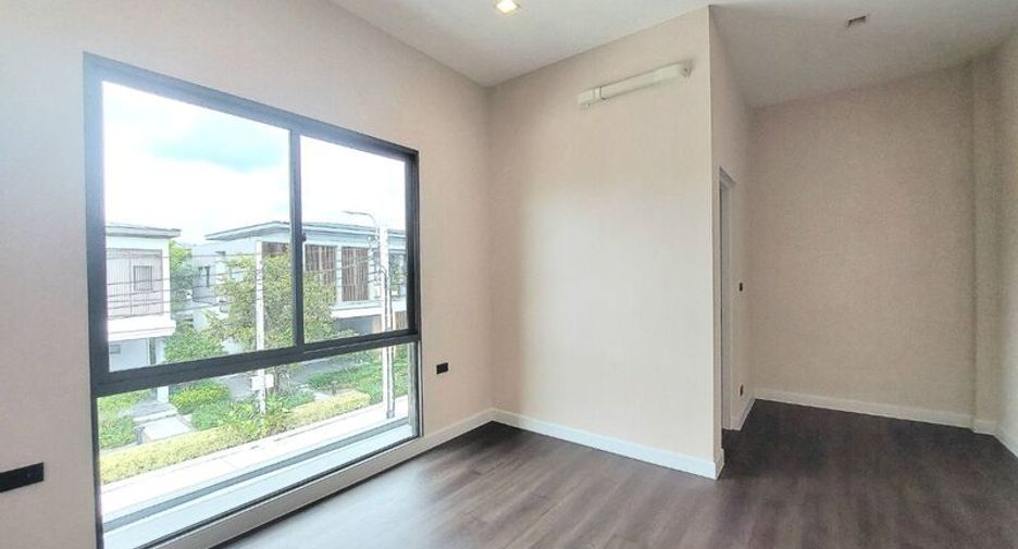 Продажа 4 спальни дом в Bang Kruai, Нонтабури