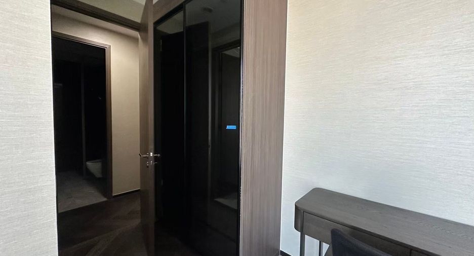 For rent 3 bed condo in Khlong Toei, Bangkok