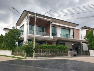 For sale 4 bed house in Thanyaburi, Pathum Thani