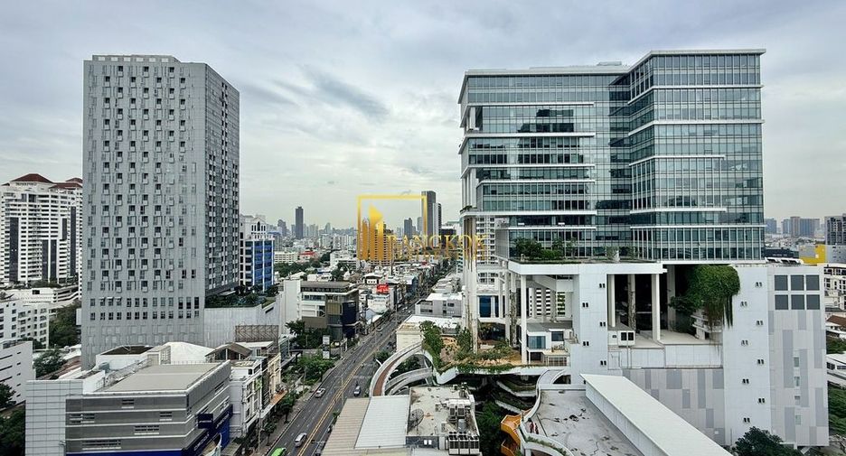 À louer 3 chambres appartement à Watthana, Bangkok