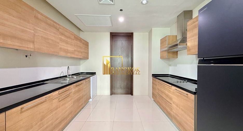 À louer 3 chambres appartement à Watthana, Bangkok