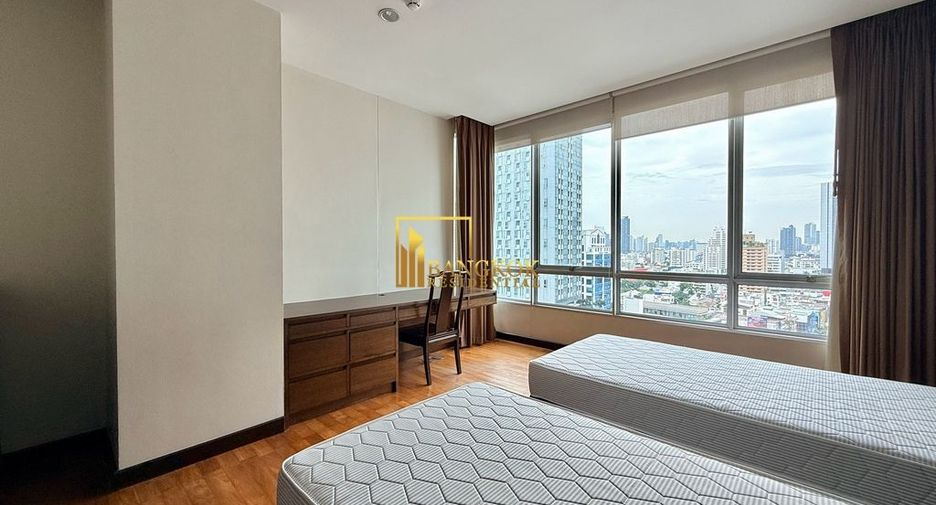 À louer 3 chambres appartement à Watthana, Bangkok