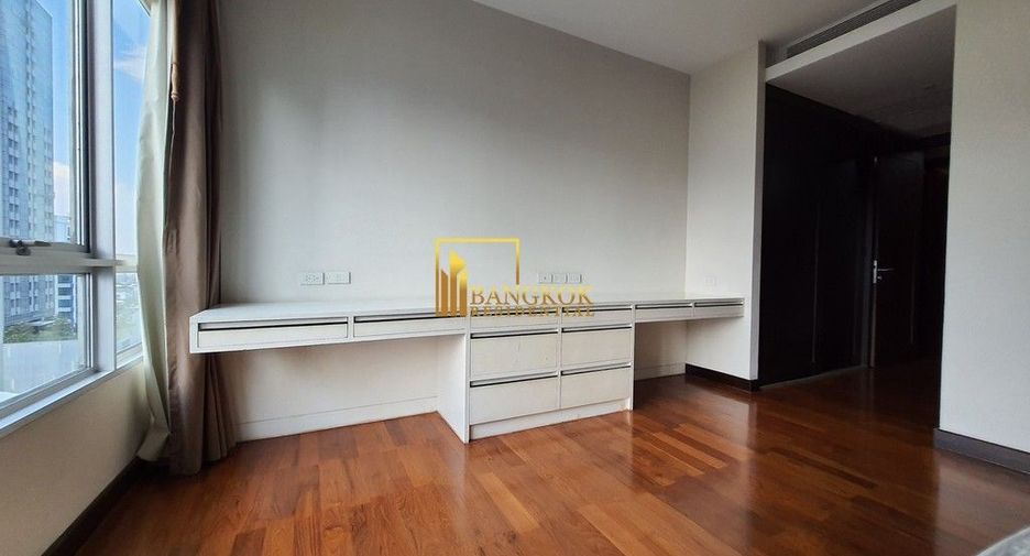 Apartamento en alquiler de 3 habitaciones en Watthana, Bangkok