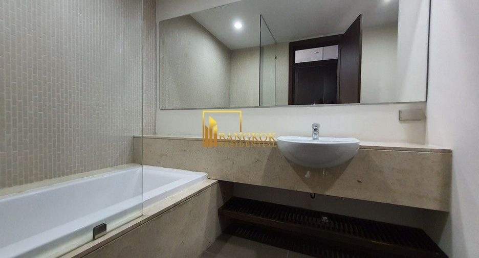 Apartamento en alquiler de 3 habitaciones en Watthana, Bangkok