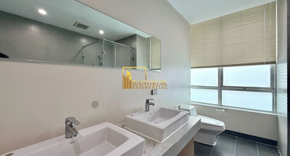 À louer 3 chambres appartement à Watthana, Bangkok