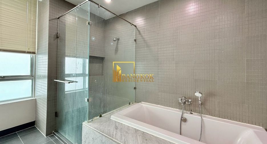 À louer 3 chambres appartement à Watthana, Bangkok