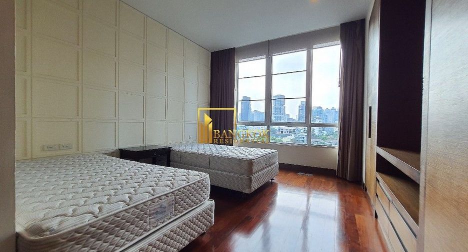 Apartamento en alquiler de 3 habitaciones en Watthana, Bangkok